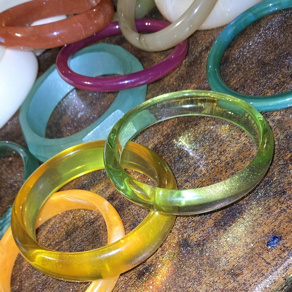 Lucite Bangle Bracelet Set Vintage - Picture 3 of 7